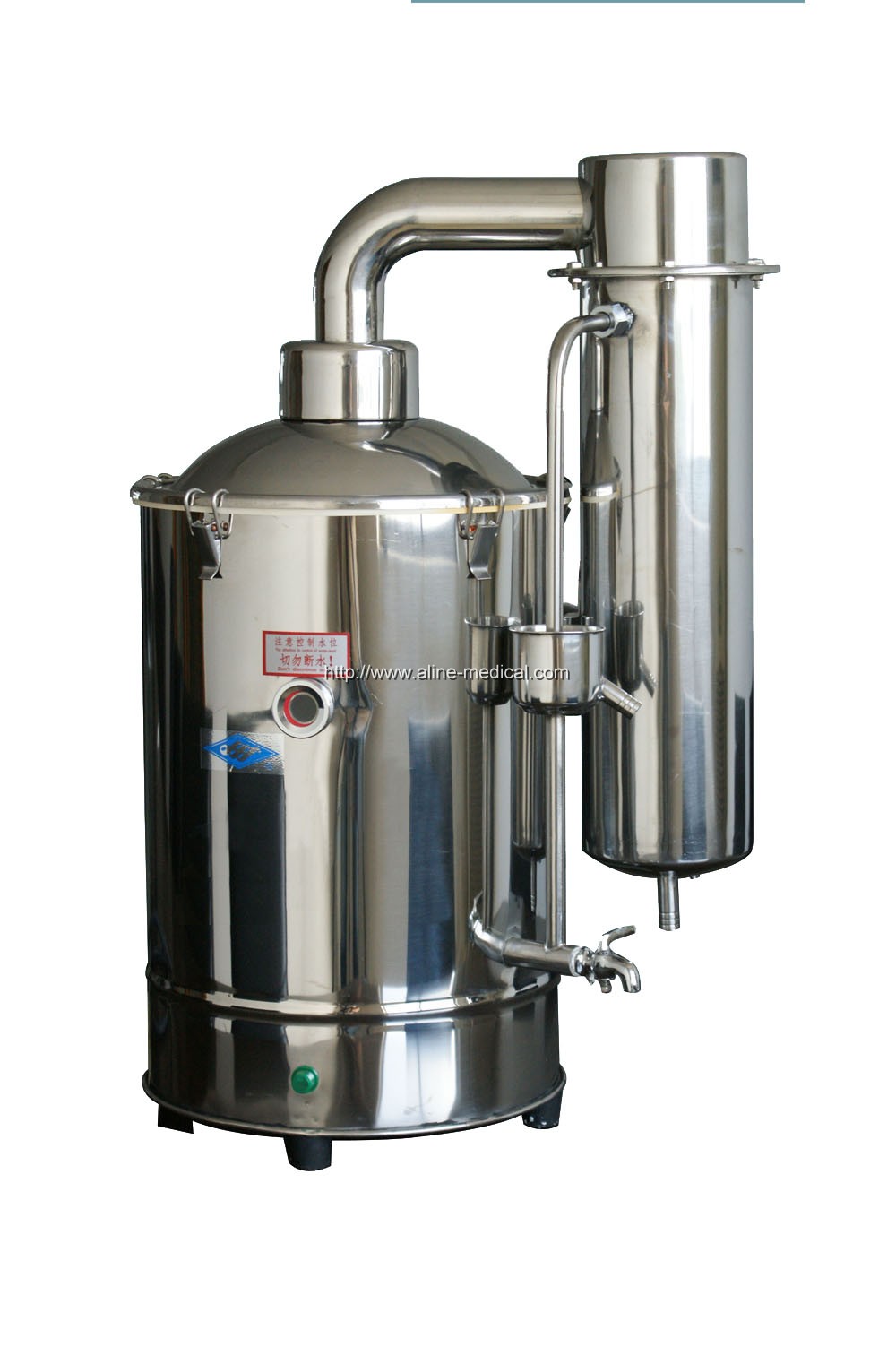 STAINLESS-STEEL ELECRIC �HEATING DOUBLE WATER DISTILLING APPARATUS