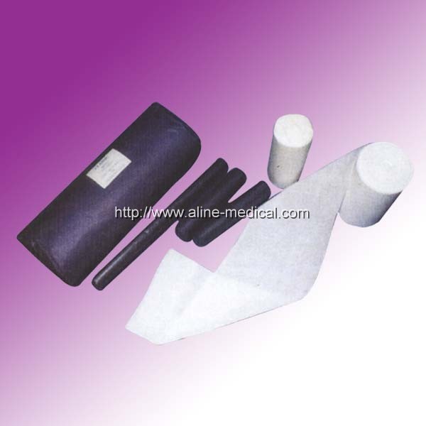 Bleached absorbent gauze roll