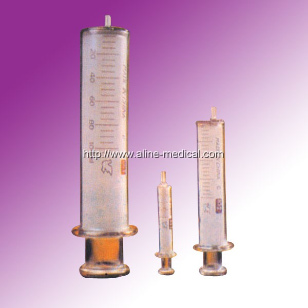 Glass syringe